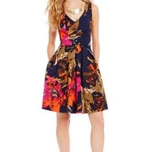 Trina Turk Hillary Sleeveless Floral Navy Blue Dress size 2